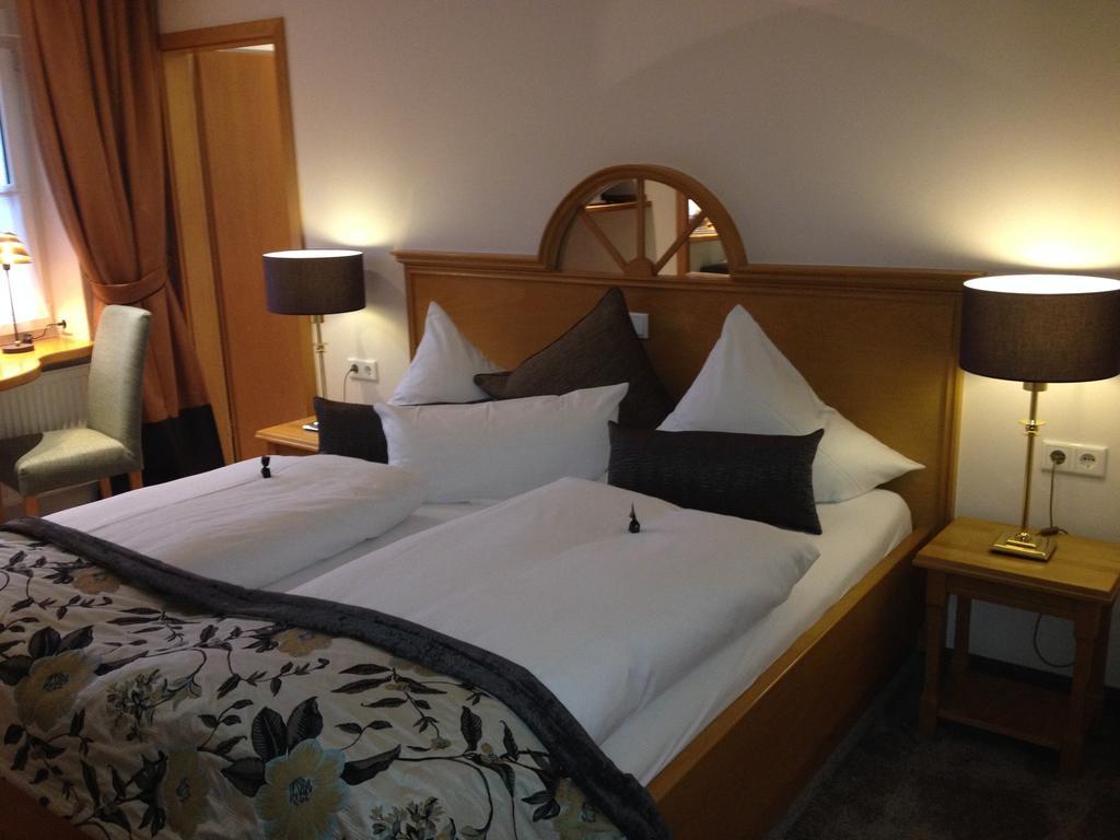 Hotel Kaiserhof Medebach Δωμάτιο φωτογραφία